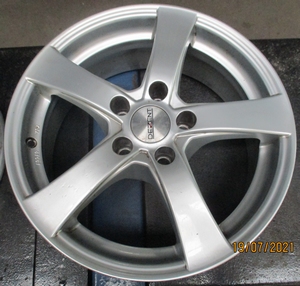 DEZENT VELGEN 16 INCH 